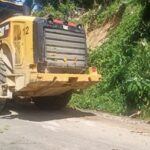 Kembali Evakusi Material Longsor Kades dan Warga Sawarna Apresiasi PT.Cemindo Gemilang Tbk