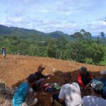 Petani sedang beristirahat 