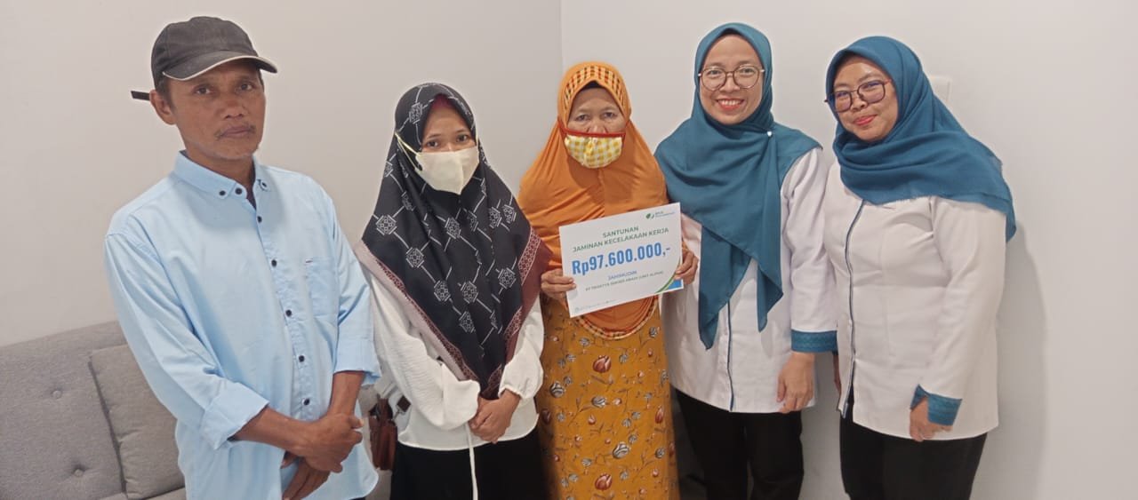 Meninggal Saat Bekerja, Ahli Waris Almarhum Jahimudin Terima Santunan JKK Rp. 97.600.000 dari BPJS Ketenagakerjaan