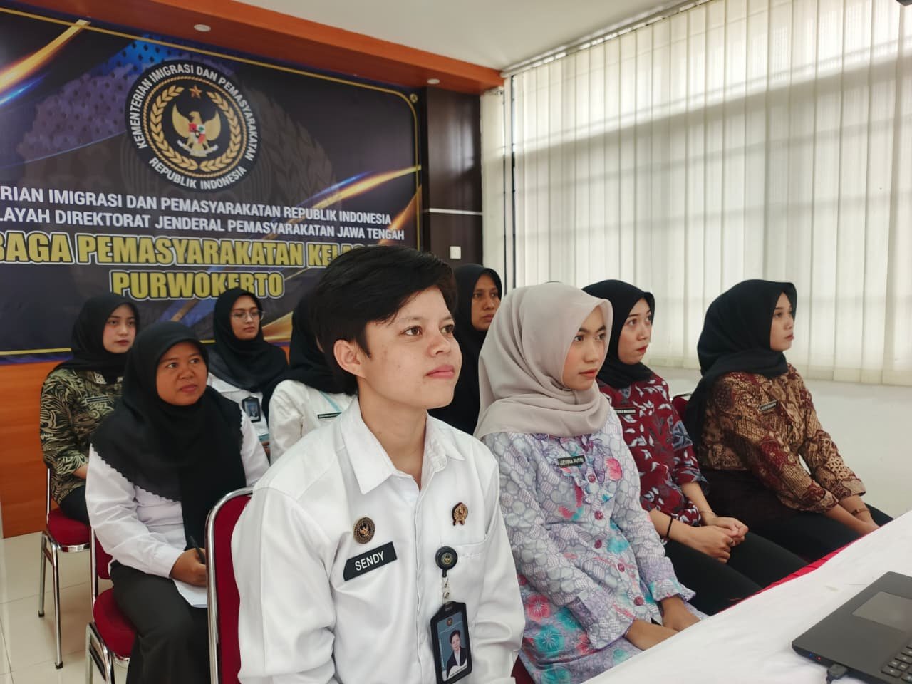 Sosialisasi Pelaksanaan Vaksinasi HPV bagi Pegawai di Kementerian Hukum, HAM, dan Imigrasi Pemasyarakatan melalui Zoom Meeting