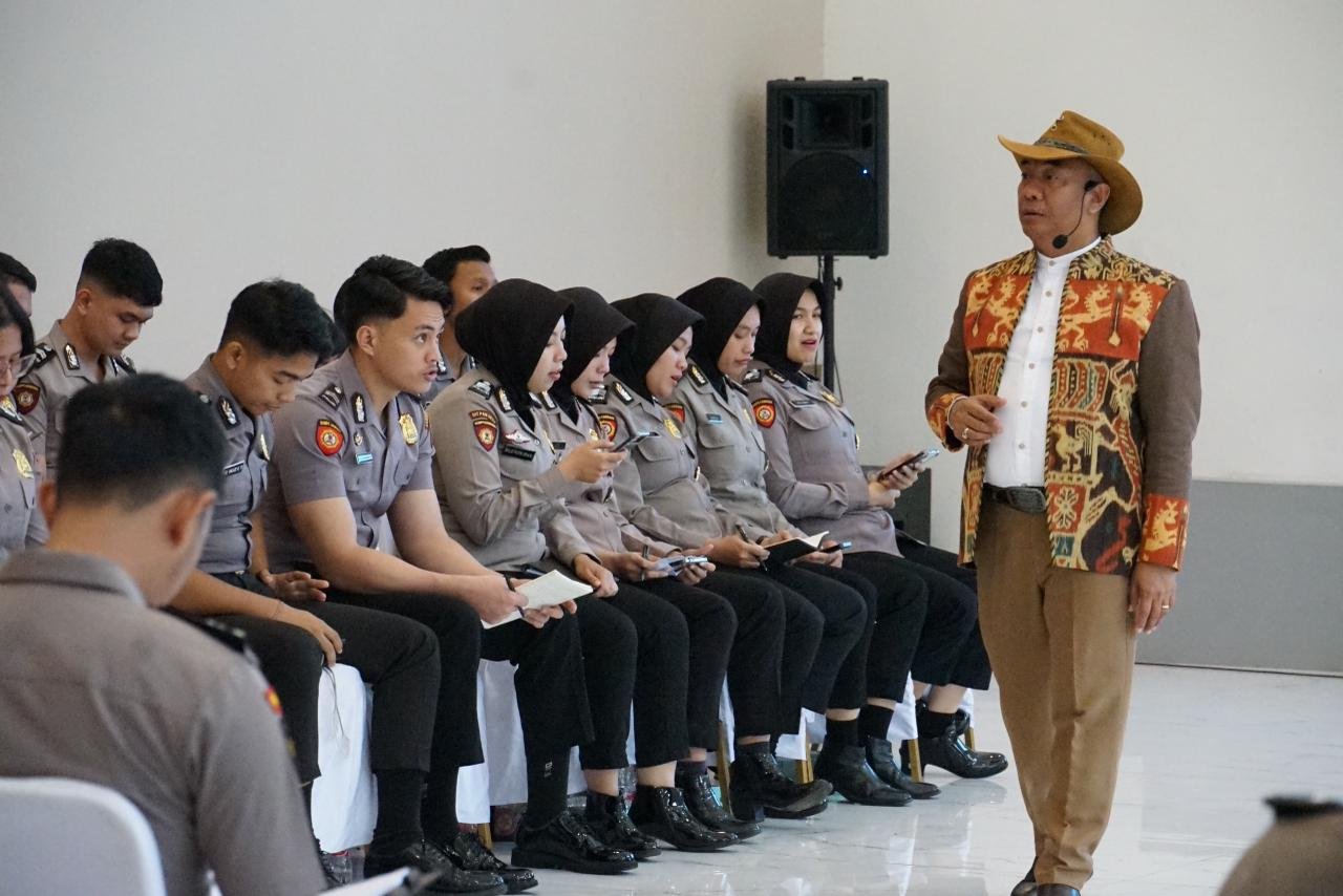 Korsabhara Baharkam Polri Gelar Seminar Public Speaking Guna Wujudkan Personel yang Presisi dan Komunikatif