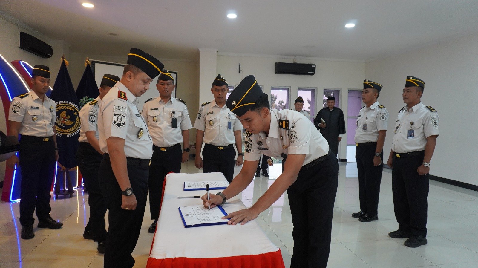 Lapas Kelas IIA Purwokerto Lantik Pejabat Manajerial untuk Perkuat Kinerja Organisasi