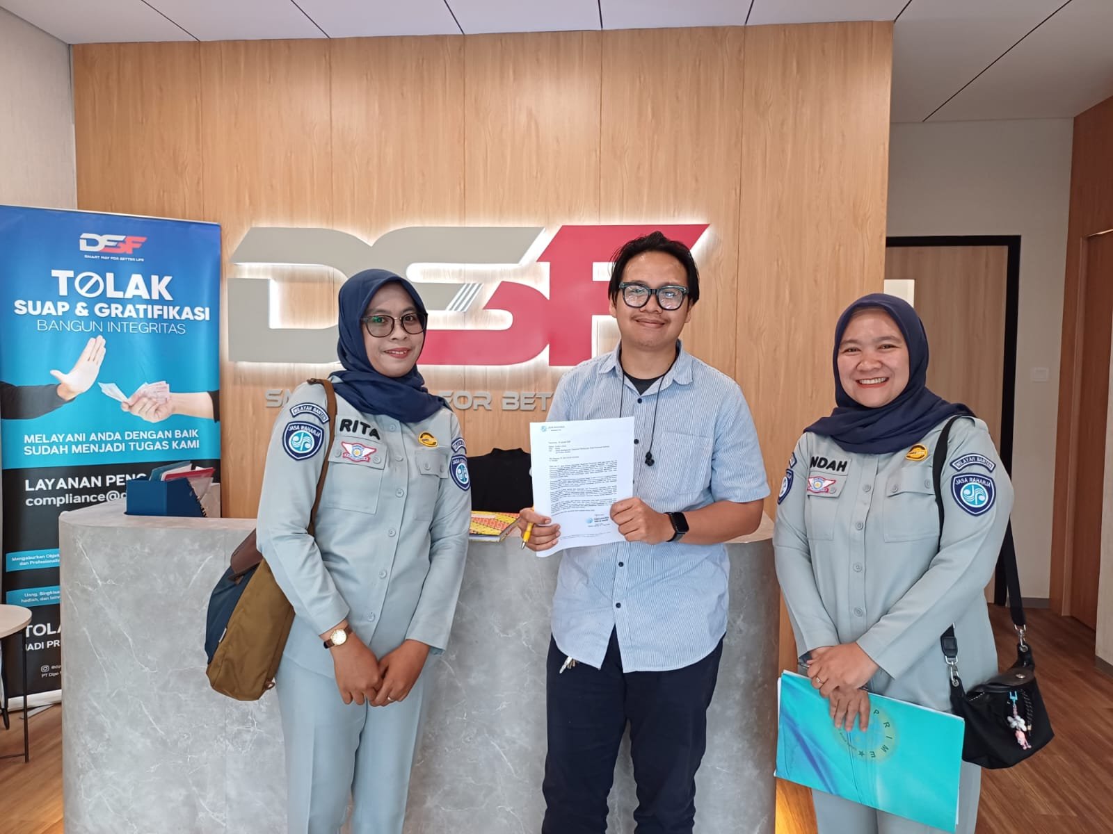 Jasa Raharja Tingkatkan Kepatuhan Bayar Pajak Kendaraan dan Sosialisasi JR Safety Road di PT Dipo Star Finance
