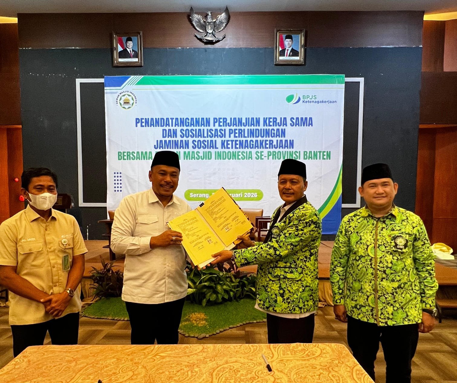 BPJS Ketenagakerjaan Bersama DMI Provinsi Banten Jalin Kerja Sama Guna Melindungi Marbot dan Penggiat Masjid Lewat Program Jamsostek