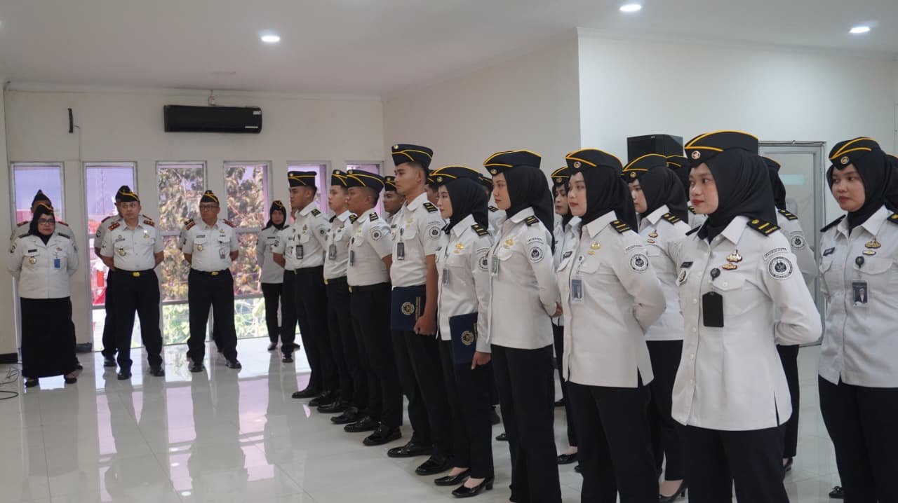 Kanwil Ditjen Pemasyarakatan Jawa Tengah Resmi Lantik Pegawai Negeri Sipil sebagai Aparatur Berintegritas