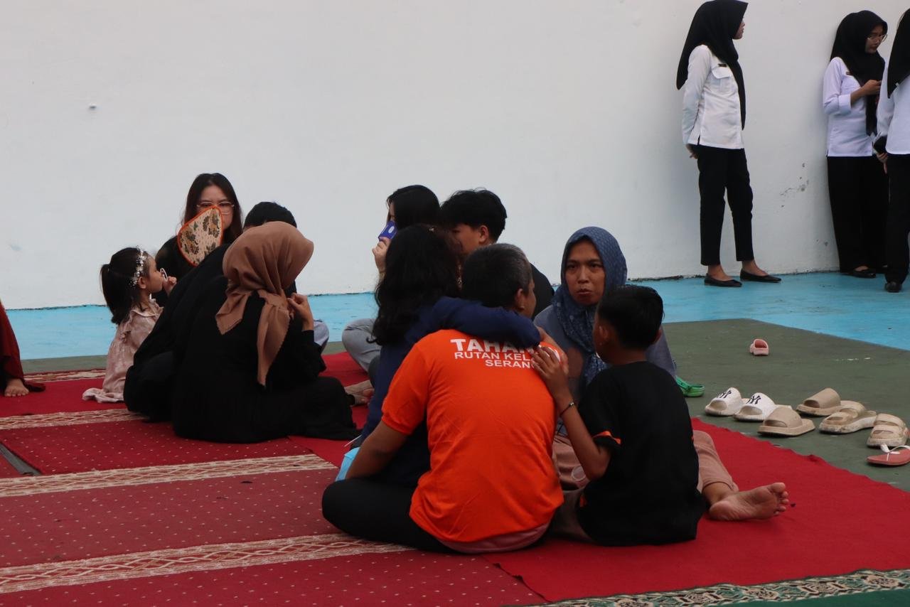 Kakanwil Ditjenpas Banten Buka Puasa Bersama WBP dan Keluarga di Rutan Serang, Perkuat Pembinaan Berbasis Kekeluargaan