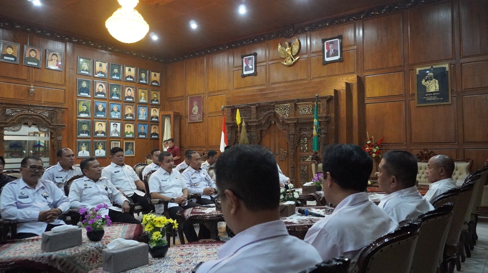 Perkuat Sinergi Penegakan Hukum, Kalapas Purwokerto Koordinasi dengan Bupati Banyumas Bahas KUHP Baru